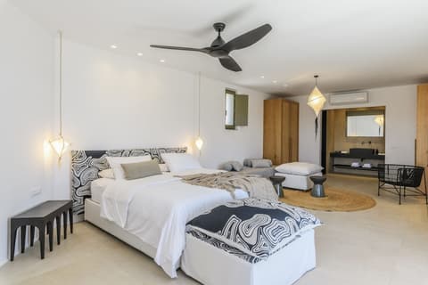 Nasta Suites & Villas Intentional Living Mykonos, Room