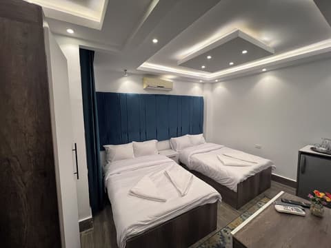 Premier Pyramids Inn, Room