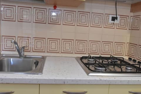 Welcomely - Blue Holiday Villa, Room