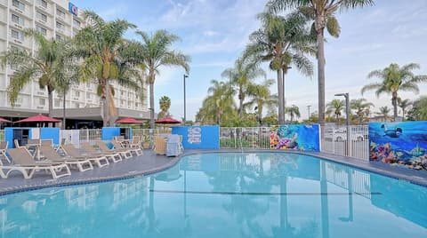 Studio 6 Suites Los Angeles, CA - Los Angeles - LAX, Pool