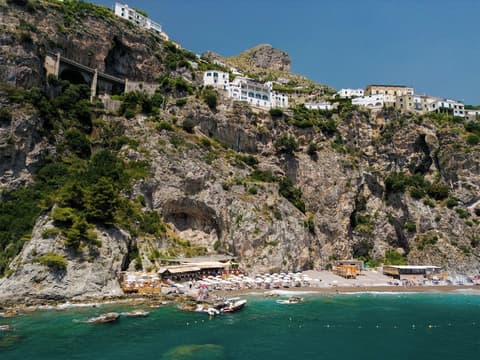 La Dimora del Maestro, Front of property