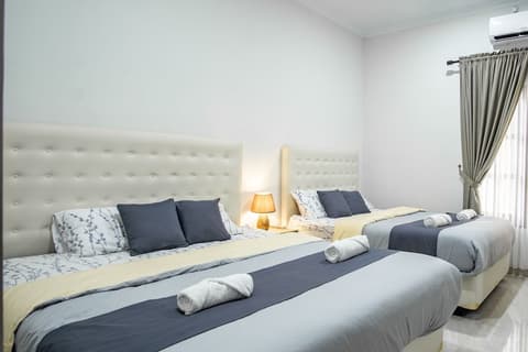 Bisma Balcony Homestay, Room