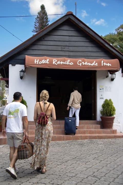 Hotel Rancho Grande, Reception
