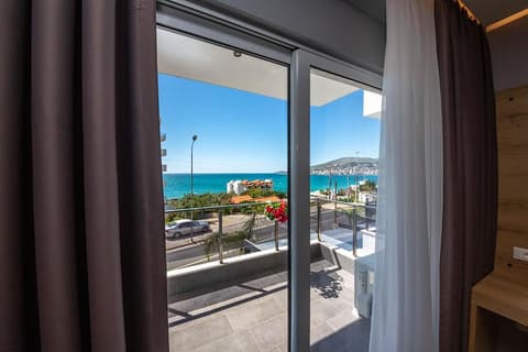 Azure Inn Hotel, Room