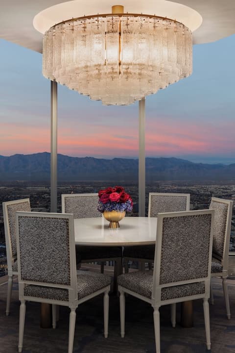 Fontainebleau Las Vegas, Room