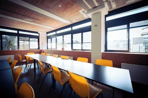 Urban Hotel The Golden Stork, Shared kitchen facilities