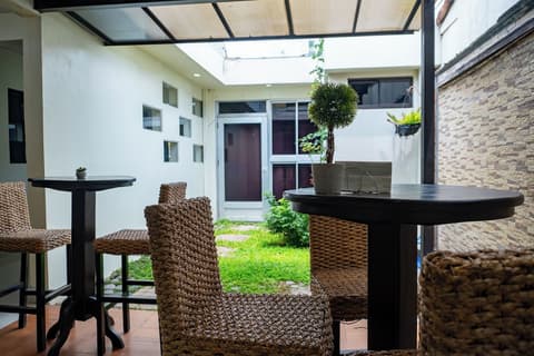 Hotel La Capilla - Suites & Apartments San Benito, Living area