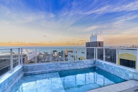 Place2You Hotel by Welkom, Pool