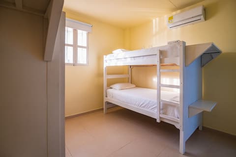 San Felicin Hostel, Room