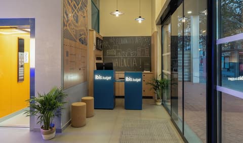 Ibis Budget Valencia Centro Puerto, Reception