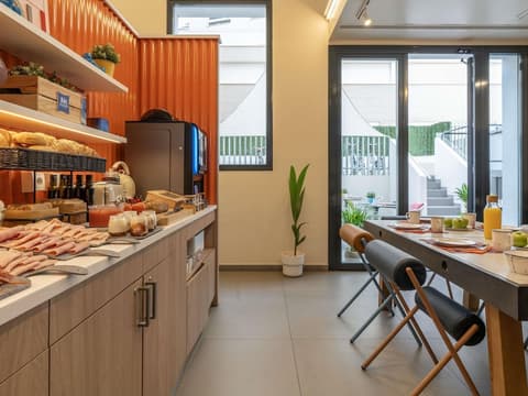 Ibis Budget Valencia Centro Puerto, Room