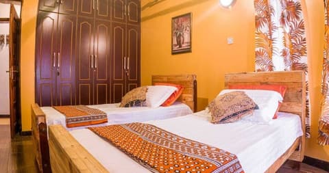 Edaala Comfort, Room