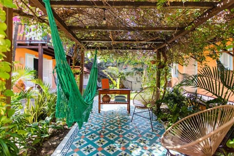 Vila Charme, Reception