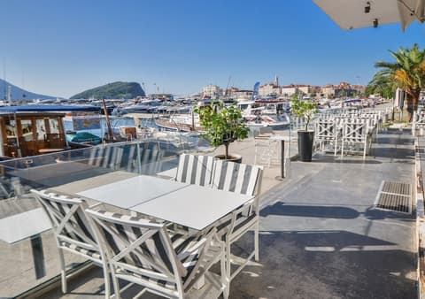 Luxury Hotel Riva - Budva, Beach