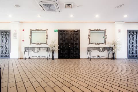 InHouse Hotel Obregón, Lobby