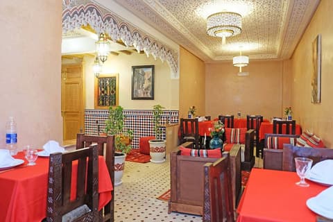 riad zanouba, Restaurant