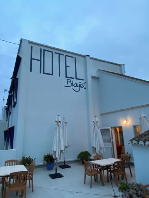 Hostal Blayet, Terrace/patio