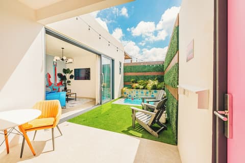 Privada Stays - Private Pools & Colorful-Chic Boutique Hotel, Exterior