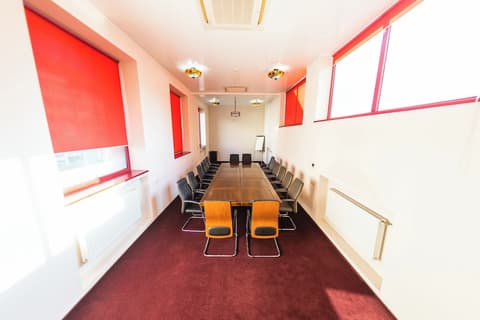 Hotel Daily Plaza, Meeting facility