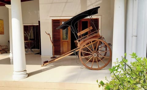 Coco Villa Peach Tree, Front of property