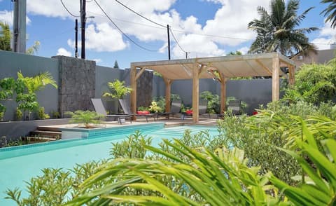 Nautilya Apartments with LOV, Outdoor pool