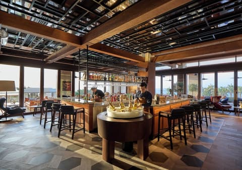 Mandarin Oriental, Muscat, Bar (on property)