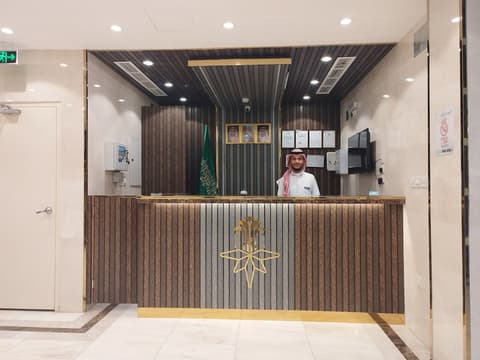 Al Marzam Hotel, Reception