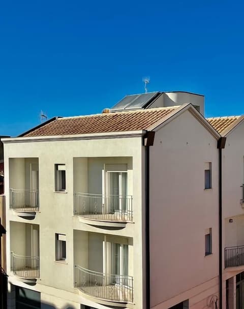 B&B 969, Front of property