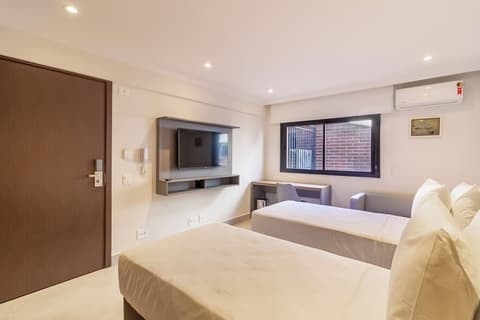 360 Liberdade by Housi, Room