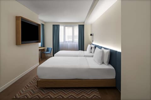 Hampton By Hilton Istanbul Sirkeci, Room