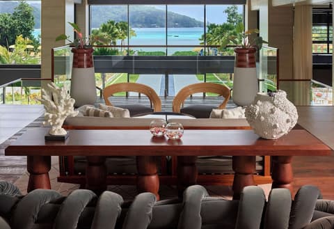Canopy by Hilton Seychelles Resort, Lobby