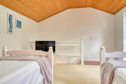 Porto Santo Pip House a Home in Madeira, Room