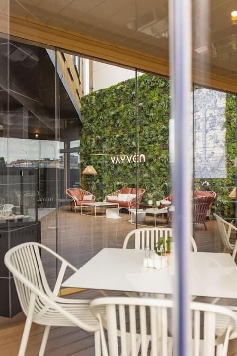 Hotel Málaga Vibes, Reception