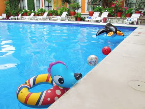 Hotel Oaxaca Dorado, Outdoor pool