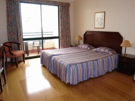 Vila Baleira Residence, 