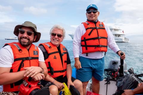 Classic Galapagos: Central Southern Islands (Grand Queen Beatriz)