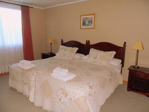 Lady Florence Dixie, 