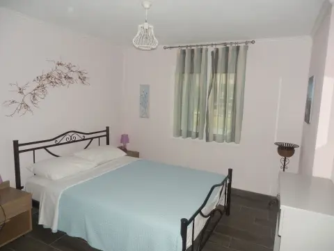 Zephyros Family Apartments, 