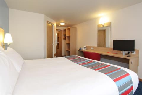 Travelodge Manchester Birch M62 Eastbound, 