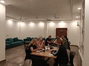 Hotel Ark Suites At Airport, 