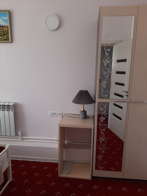 Hotel Erebuni Plaza, 