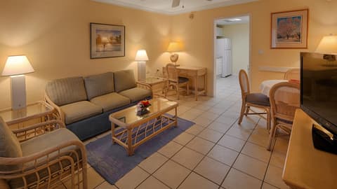 Bay View Suites Paradise Island, 