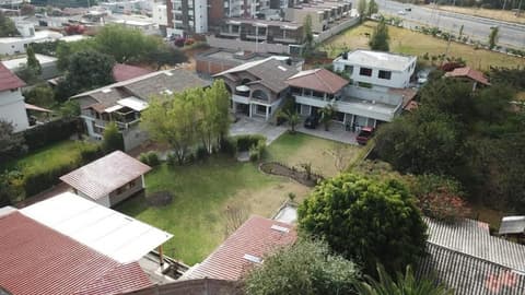 Bamboo Village Place, 