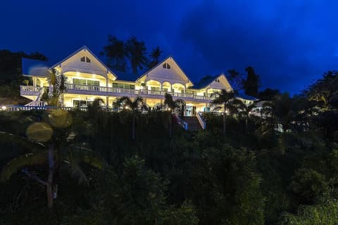 Eden Resort, 