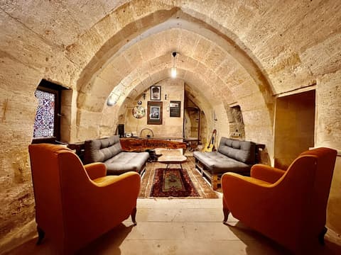 Harkasos Cave Hotel, 