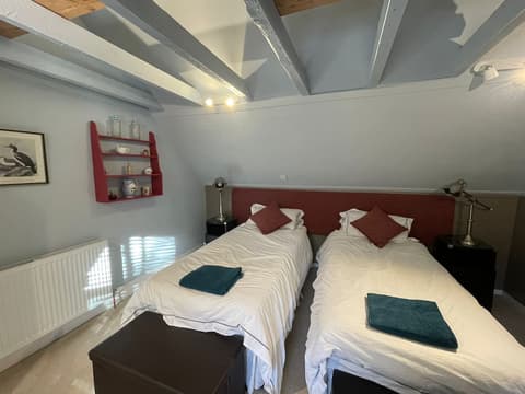 The Fiddichside Inn, 