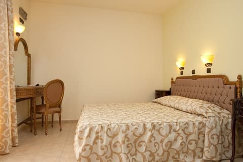 Dias Hotel & Apartments, 