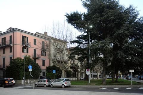 Gira Megaride Guest House, 