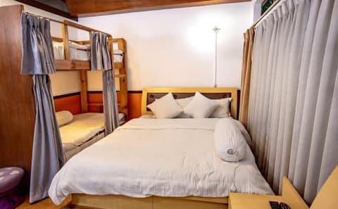 Shangri-la Boutique Hotel, 