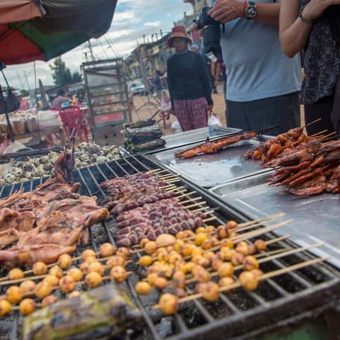 Essential Southeast Asia: Hanoi, Phnom Penh & Thailand Good Times